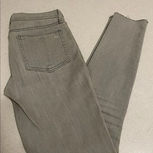 AUTHENTIC PREOWNED WOMENS RAG & BONE SKINNY JEANS, SIZE 25